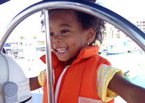 La vela i el surf de rem, les activitats més demanades en la Festa de la Mar de l'ENBP