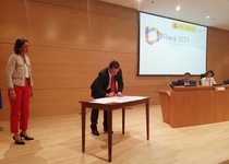 Peníscola firma a Madrid el seu compromís amb la Xarxa Estatal de Destinacions Turístiques Intel·ligents