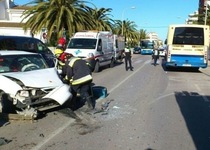 La Policia Local assisteix un sinistre en l'avinguda de Catalunya