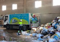 La Policia Local de Peníscola destrueix més de 47.000 articles procedents del "top manta"