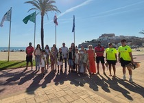 Peníscola ja llueix les banderes de qualitat a la seua platja