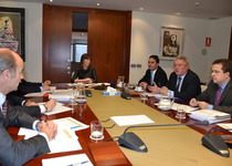 Andrés Martínez, alcalde de Peníscola, visita Segipsa per negociar l’esborrany de contracte que possibilitarà la recuperació del Centre d’Estudis