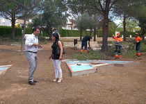 L'Ajuntament de Peníscola inicia la neteja, desbrossament i adequació del minigolf de Fontnova