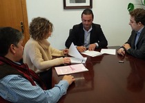 L'Ajuntament de Peníscola renova el seu compromís amb la promoció i dinamització del comerç local