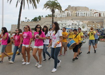 La Coordinadora de Penyes de Peníscola realitza la seua primera ruta pels carrers de la ciutat