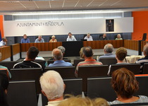 L'alcalde de Peníscola es compromet a donar suport i facilitar assessoria tècnica i jurídica a l'Assoc. de Veïns de Montxells en Las Atalayas en les seues reivindicacions amb Correus i Iberdrola