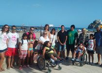 L’Associació Racó Calent de Peníscola ha fet lliurament de la recaptació de la II Nit Solidària als xiquets del municipi amb malalties rares