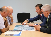 Andrés Martínez manté una reunió amb tècnics del Ministeri per millorar els accessos de vianants a la zona sud de Peníscola