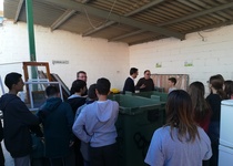 Els estudiants de secundària de Peníscola visiten l’Ecoparc dins de la campanya de foment del reciclatge que impulsa l’Ajuntament de la ciutat