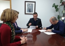 L’Ajuntament de Peníscola firma un conveni de col·laboració amb la residència concertada de la tercera edat ubicada en el municipi