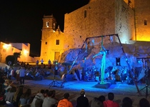 Peñíscola, Ciutat Papal ompli de màgia i espectacle les nits del cap de setmana de Sant Joan