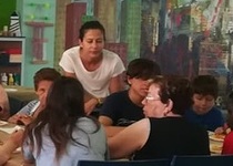 Finalitza a Peñíscola el programa estival del Centre Juvenil que ha inclòs activitats entre els més joves i la tercera edat